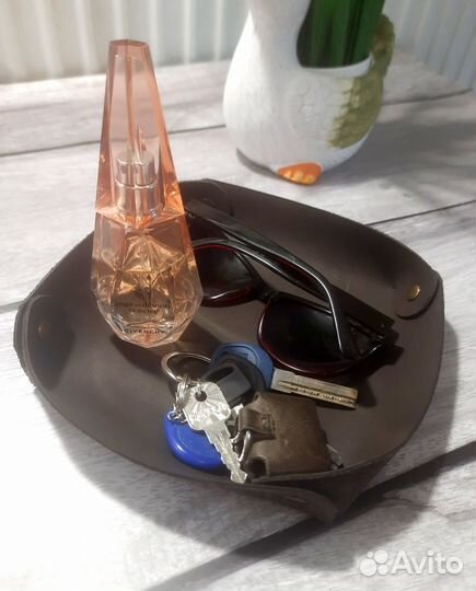 Подставка для мелких предметов, мелочи из кожи