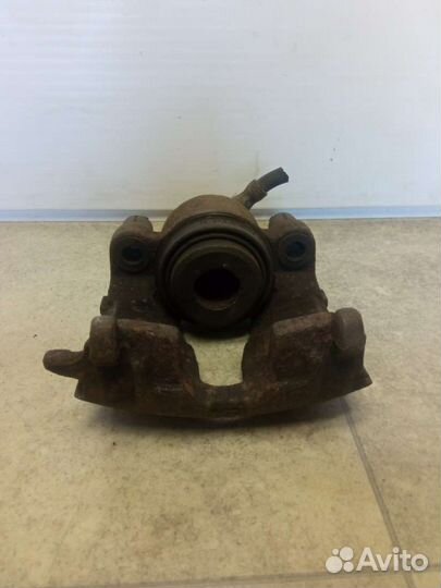 Суппорт тормозной передний правый Opel Astra G