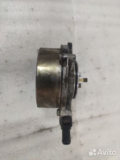 Насос вакуумный Volkswagen Touareg GP BKS 2005