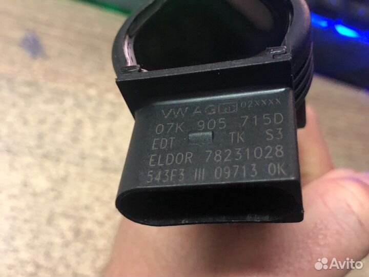 Катушка зажигания VAG 07K905715D