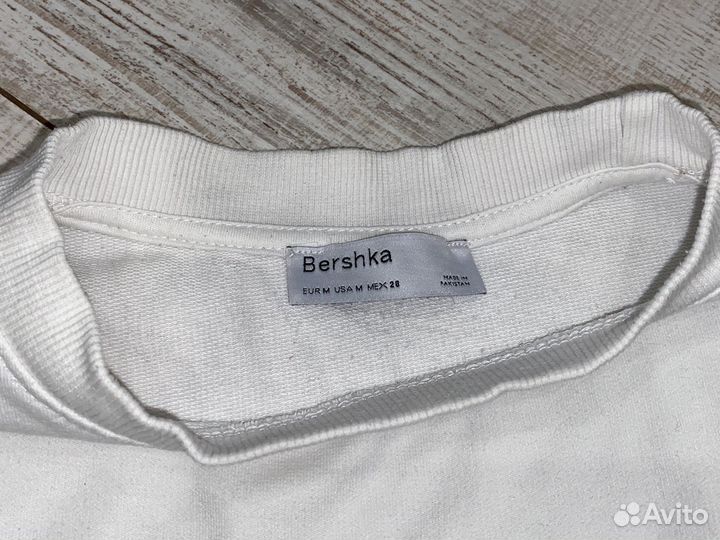 Топ женский bershka