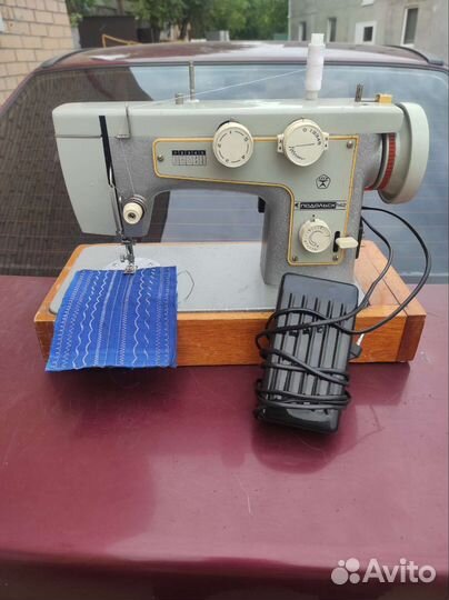 Швейная машинка Подольск 142-34