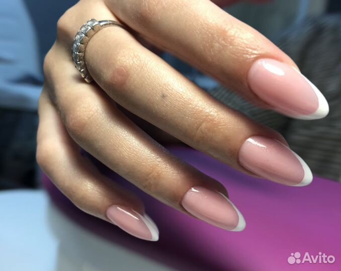 Маникюр/педикюр в центре Сочи