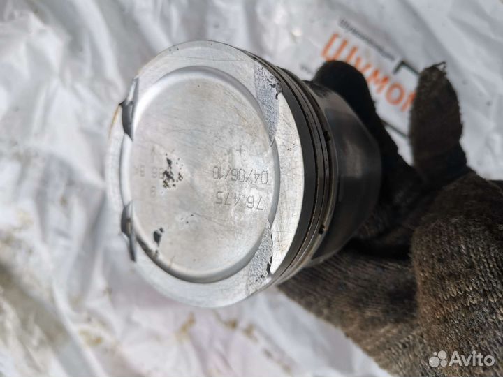 Поршень с шатуном volkswagen 1.4 75л.с