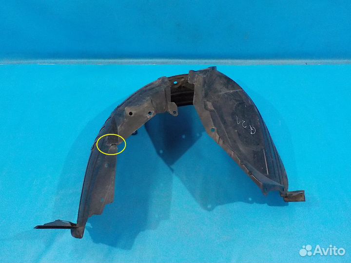 Подкрылок передний правый Nissan Qashqai (J10) 200