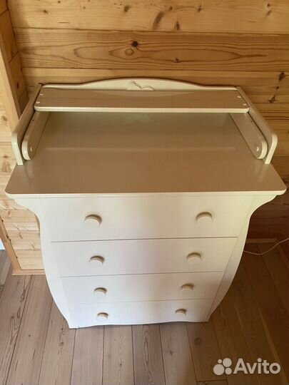 Комплект детская кровать и комод