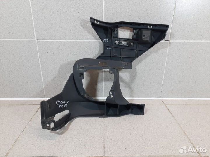 Кронштейн фары противотуманной левой Bmw 5-Series