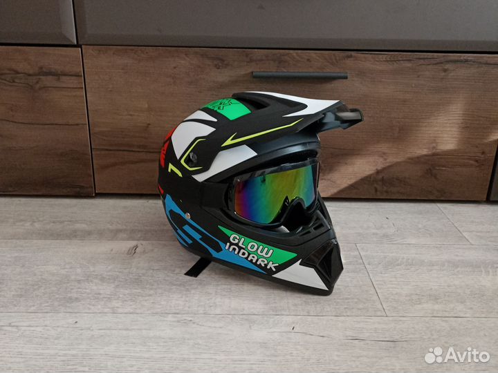 Мото шлем новый