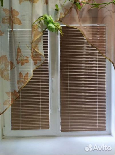 Горизонтальные жалюзи / шторы