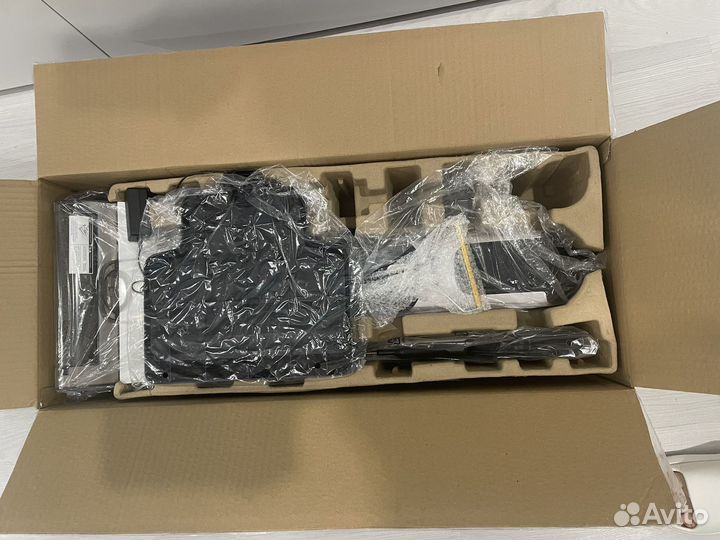 Моющий вертикальный пылес mason