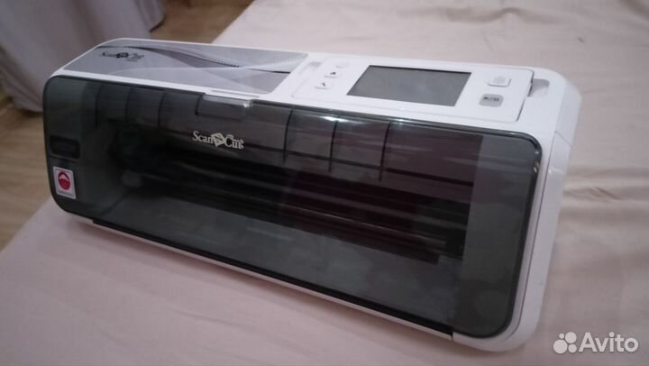 Режущий плоттер Brother ScanNCut CM300