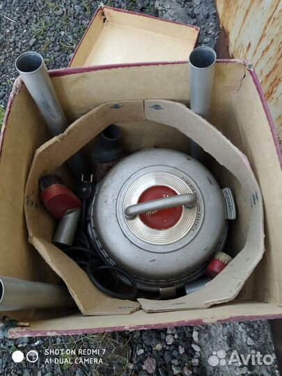 Электропылесос Уралец