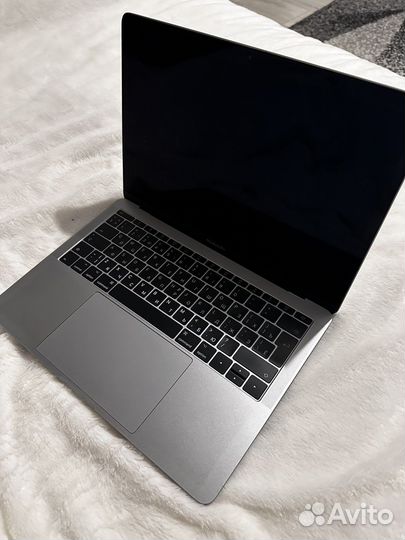 Apple MacBook Pro 13' 2017
