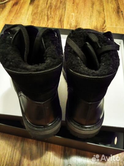 Женские зимние ботинки Tendance 38 размер шнуровка