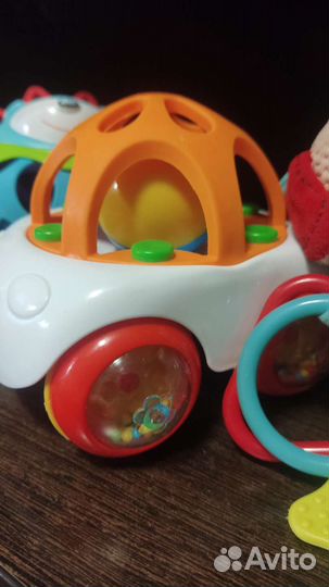 Набор игрушек для малышей