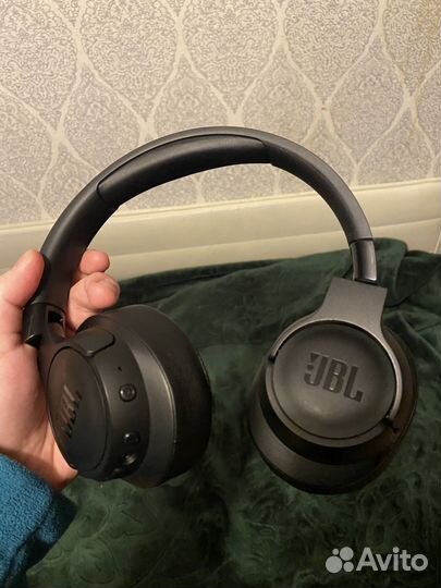 Беспроводные наушники jbl tune 760NC