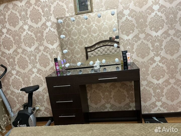 Трельяж с зеркалом