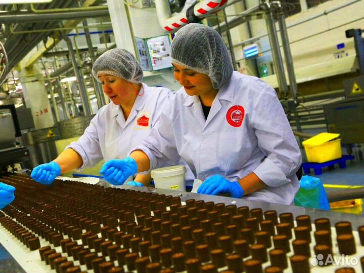 Упаковщица/к конфет сидя с питанием и проживанием