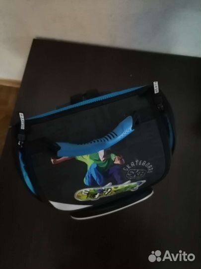 Школьный рюкзак