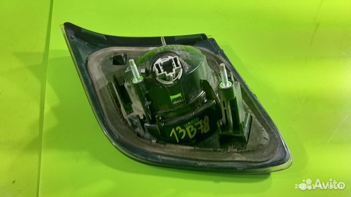 Фонарь внутренний левый для Mazda 3 2003-2009