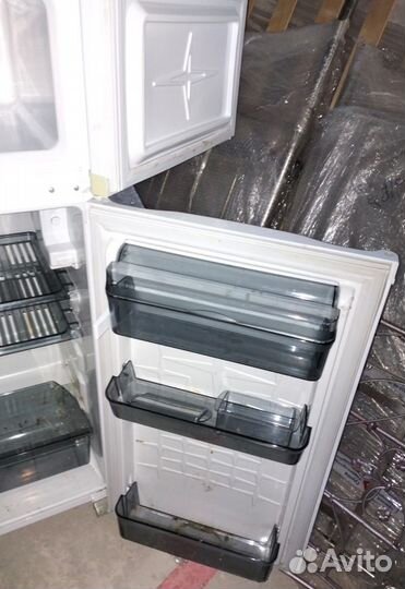 Холодильник 