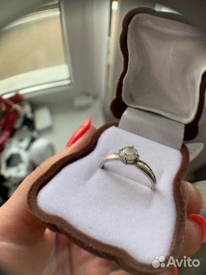 Серебряное кольцо женское