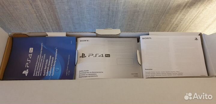 Sony PlayStation 4 Pro (PS4 Pro) 1TB CUH-7108B