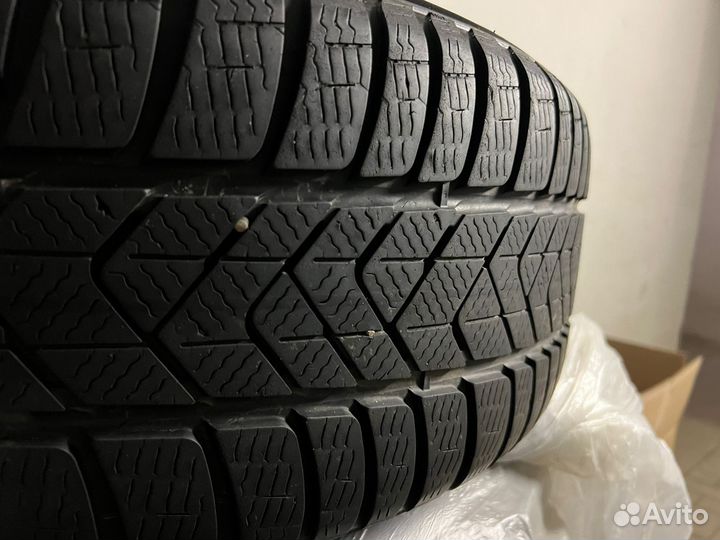 Momo A-Lusion M9 245/50 R19
