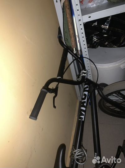 Трюковой велосипед BMX