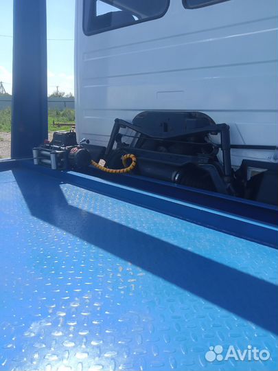 Mercedes-Benz 814, 1990