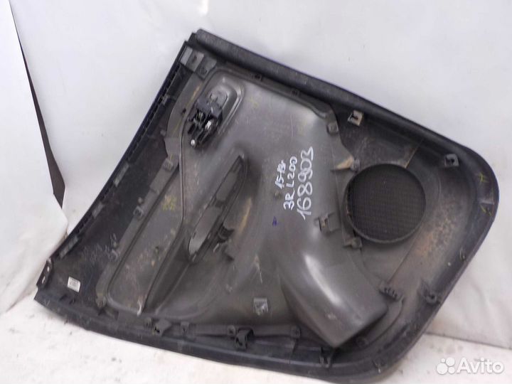 Обшивка двери lexus CT 200 передней левой