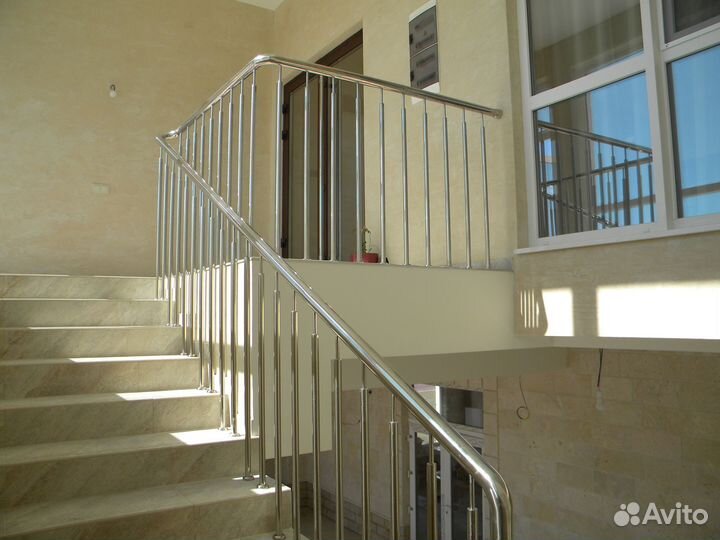 Перила из нержавейки / Ограждения из нержавейки