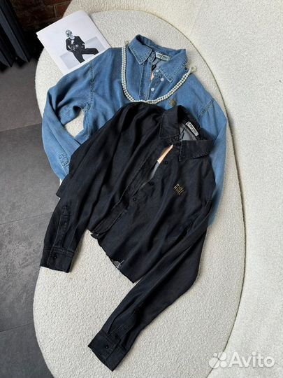 Стильная джинсовая рубашка miu miu