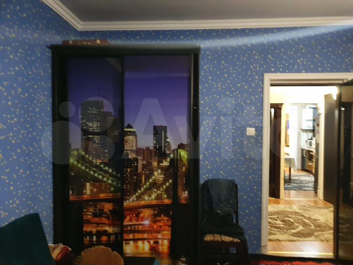 4-к. квартира, 97 м², 3/3 эт.