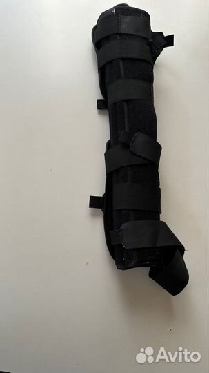 Тутор на коленный сустав