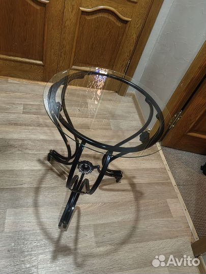 Столик кофейный круглый