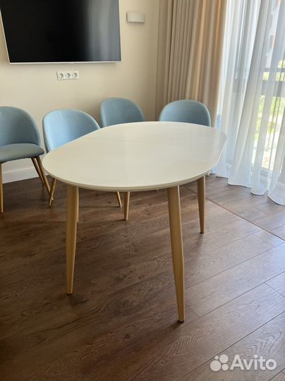 Кухонный стол