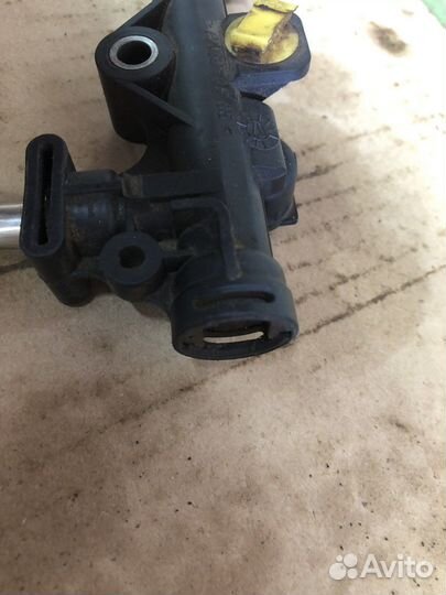 Топливная рампа Freelander kv6 25k4f