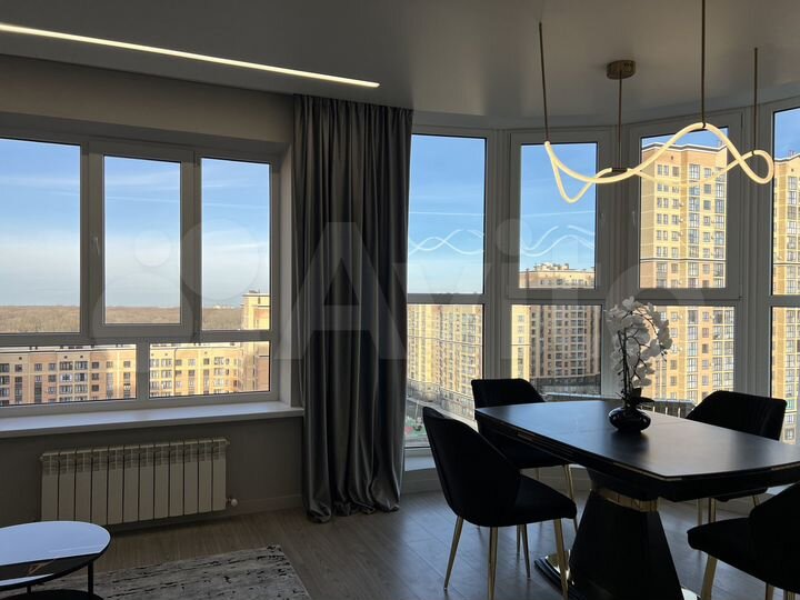 3-к. квартира, 80 м², 12/18 эт.