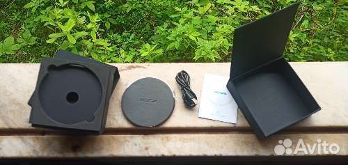 Беспроводная зарядка для телефонов новая