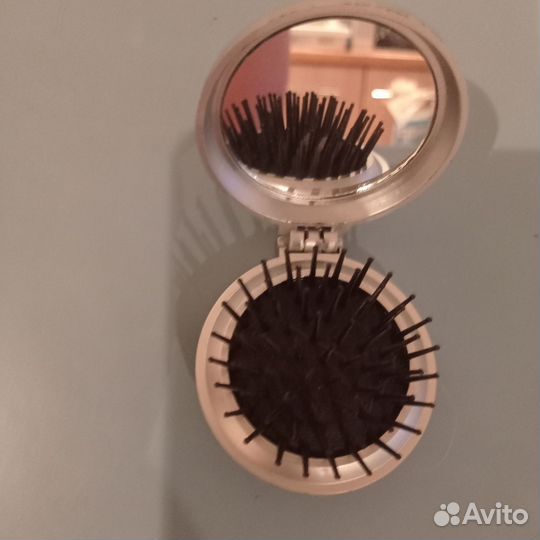 Расческа складная с зеркалом