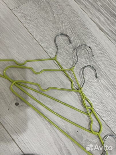 Вешалки плечики силиконовые и бархатные