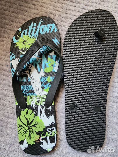 Шлепанцы сланцы