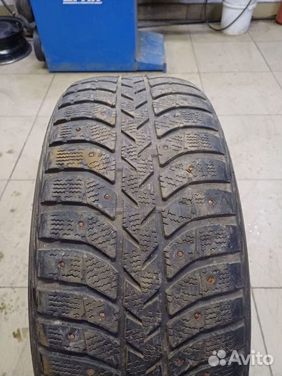 Bridgestone Ice Cruiser 5000 205/55 R16