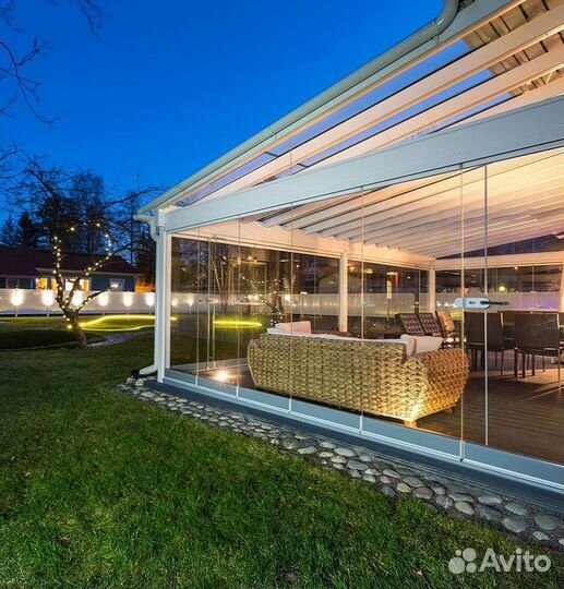 Безрамное раздвижное остекление