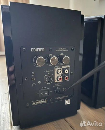Компьютерные колонки edifier r1800tiii