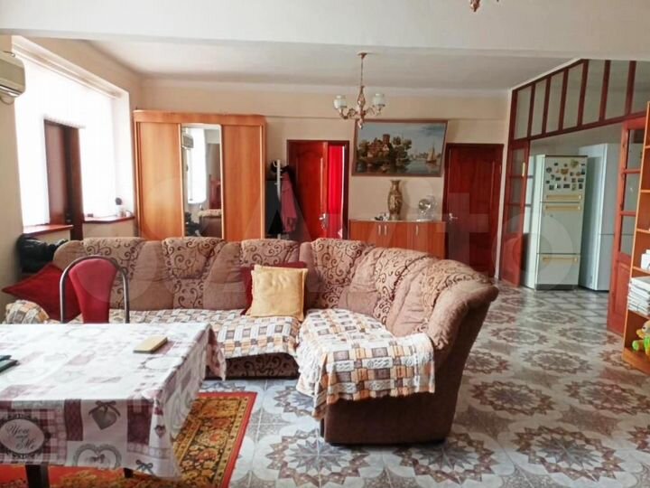 Дом 233 м² на участке 5,9 сот.