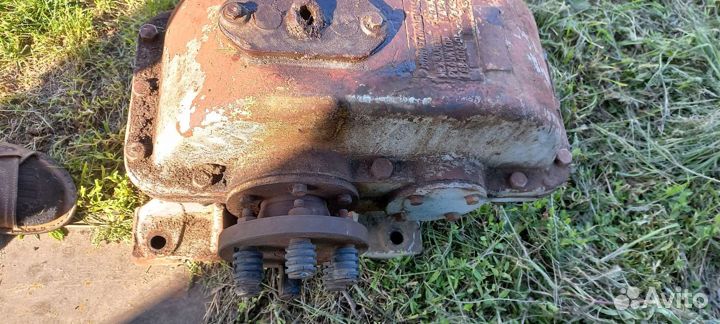 Продам редуктор