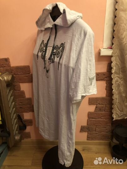 The Rock x Under Armour футболка с капюшоном