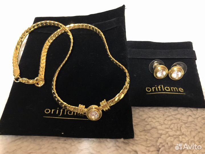 Бижутерия серьги и колье